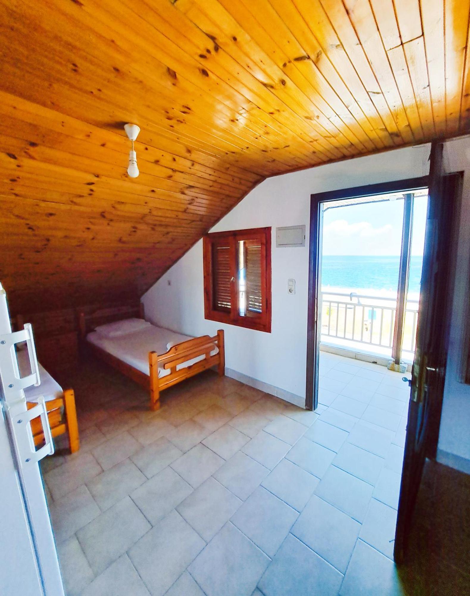Blue Horizon Apartment Неа-Врасна Номер фото
